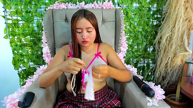 melodi pink online show from December 21, 2025, 6:31 am