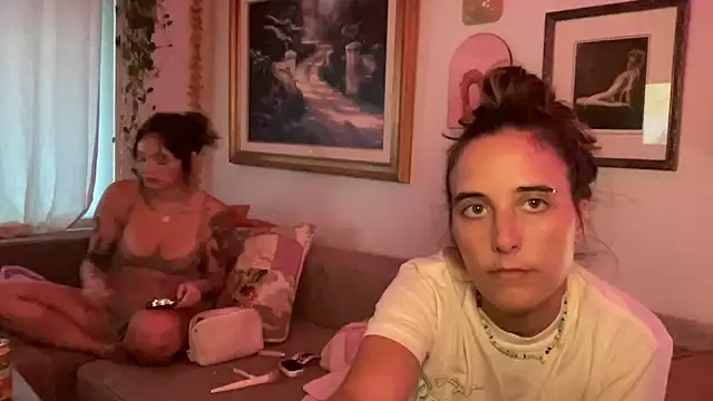 lill daddysgirl online show from May 4, 2026, 2:29 am