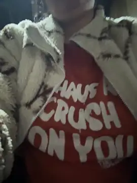 Linh-xxx online show from March 11, 2026, 10:32 am