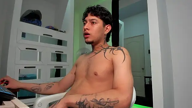 Sky Wild online show from March 25, 2026, 3:56 am