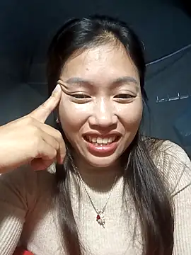 -Paige- online show from October 27, 2025, 4:49 am