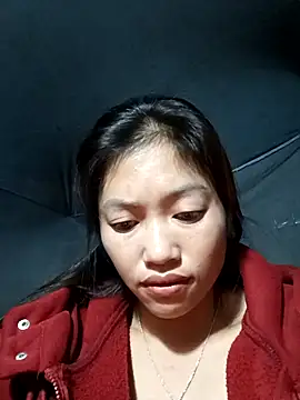 -Paige- online show from November 11, 2025, 10:43 pm