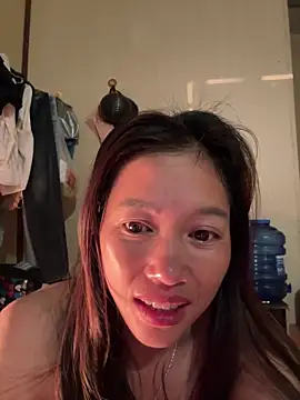-Paige- online show from April 27, 2026, 11:03 pm