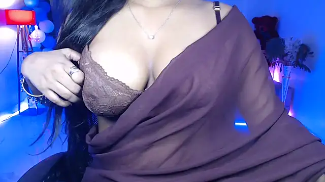 Snapshot of Rashiii_ chatting on June 2, 2026, 6:59 am Rashiii online show from June 2, 2026, 6:59 am
