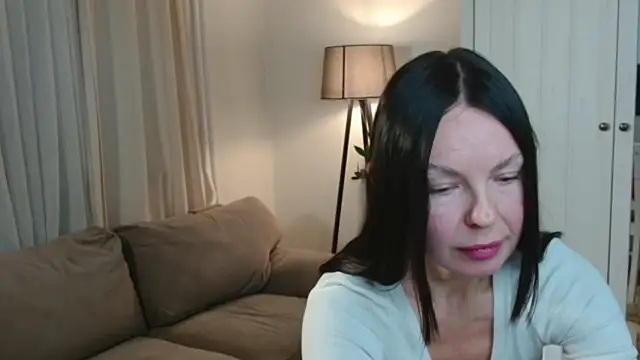 LittleNicolee online show from January 7, 2026, 2:41 pm