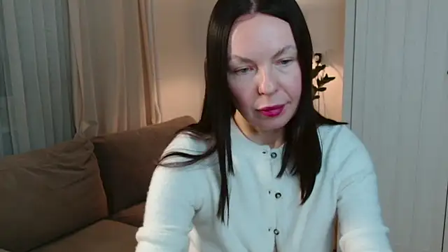 LittleNicolee online show from February 6, 2026, 8:45 pm