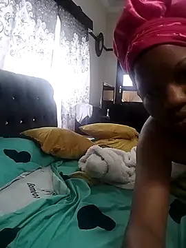 CaramelBoootie online show from January 17, 2026, 4:50 am