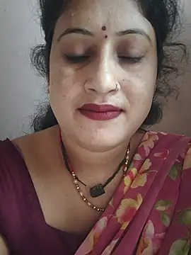 Snapshot of Rayal_bhabi chatting on July 11, 2026, 12:35 am Rayal bhabi online show from July 11, 2026, 12:35 am