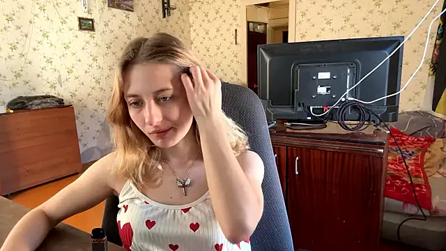 AmeliLia online show from March 22, 2026, 1:36 pm