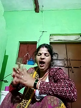 Karishma cute online show from February 5, 2026, 12:26 am