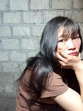 siusiu-00 online show from December 2, 2025, 10:53 am