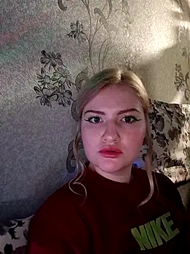 Snapshot of karkinn chatting on March 12, 2026, 5:41 pm karkinn online show from March 12, 2026, 5:41 pm