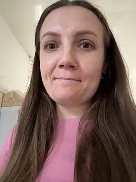 Snapshot of Amy__Leee_ chatting on March 18, 2026, 12:08 pm Amy Leee online show from March 18, 2026, 12:08 pm