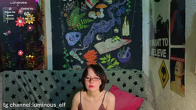 ReincarnatedAngel online show from January 12, 2026, 6:35 pm