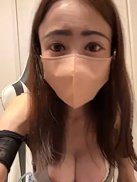 ericiii online show from November 14, 2025, 12:20 am