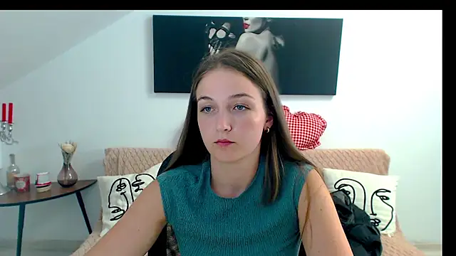 Snapshot of AnneWilsonn chatting on June 10, 2026, 5:28 am AnneWilsonn online show from June 10, 2026, 5:28 am