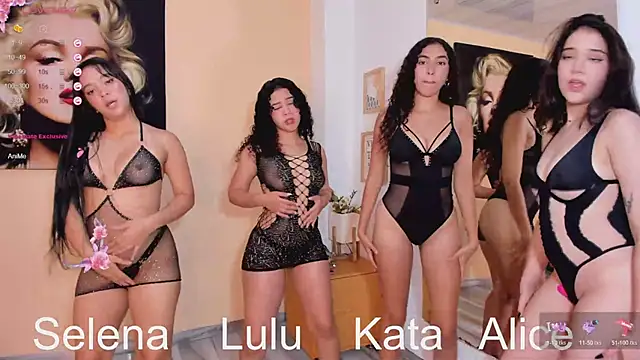 Snapshot of SSWEETSIINNN chatting on February 6, 2026, 1:54 am SSWEETSIINNN online show from February 6, 2026, 1:54 am