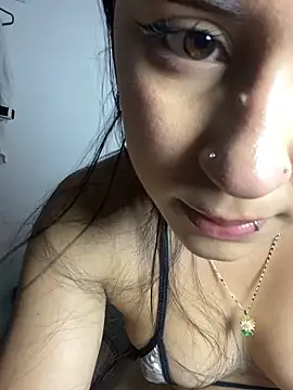 cristalxxx hott online show from October 26, 2025, 5:52 pm