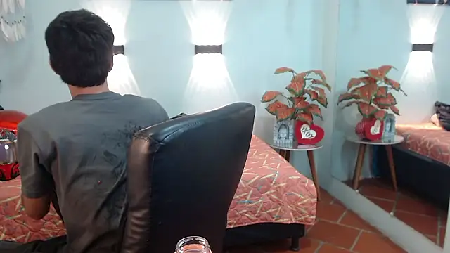 Snapshot of AmethystShadow17 chatting on March 29, 2026, 2:44 am AmethystShadow17 online show from March 29, 2026, 2:44 am