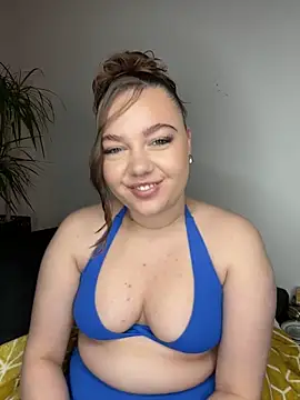 Snapshot of AvaHart chatting on December 18, 2025, 1:50 pm AvaHart online show from December 18, 2025, 1:50 pm