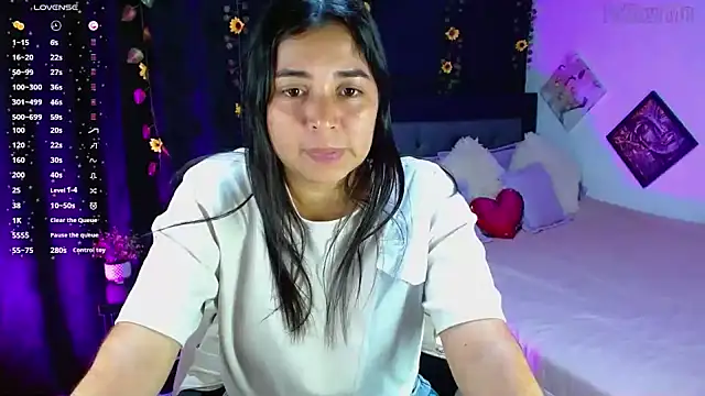 Snapshot of HaannaAGT chatting on October 14, 2025, 12:22 am HaannaAGT online show from October 14, 2025, 12:22 am