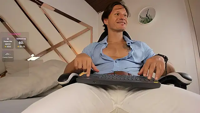 Justin valverde online show from February 3, 2026, 7:52 pm