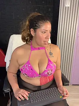 Yvonny27 online show from March 17, 2026, 12:04 am