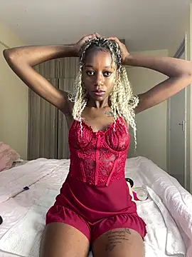 NyahHeat online show from February 6, 2026, 5:01 am