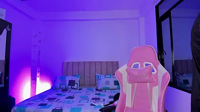 Axel Cody  online show from March 6, 2026, 11:28 am