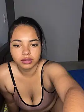 Snapshot of CandyCrazzy07 chatting on October 14, 2025, 2:18 pm CandyCrazzy07 online show from October 14, 2025, 2:18 pm