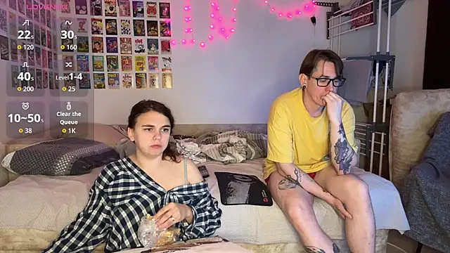 live sexy online show from May 10, 2026, 3:06 pm