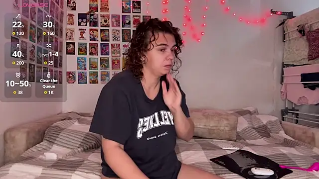 live sexy online show from June 9, 2026, 5:41 am