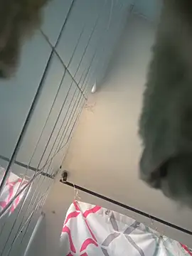 Zoe fire online show from November 8, 2025, 11:54 am