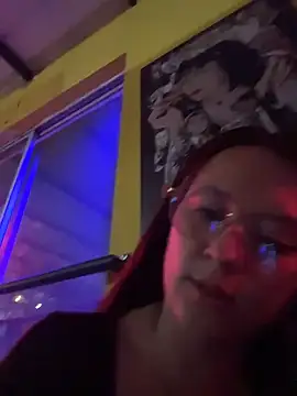 Zoe fire online show from February 6, 2026, 3:22 am