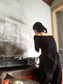 Listen-ly online show from February 5, 2026, 3:55 am