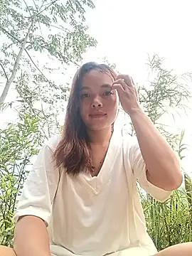 Nguyet2k4 online show from April 22, 2026, 11:06 pm