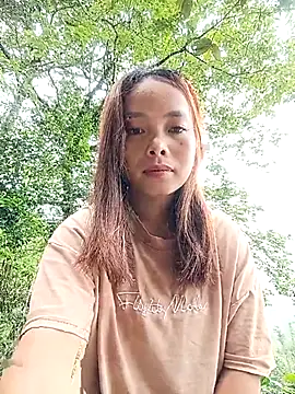 Nguyet2k4 online show from April 27, 2026, 3:26 am