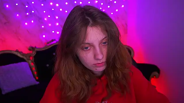 Snapshot of CuteeFoxy chatting on March 20, 2026, 1:16 pm CuteeFoxy online show from March 20, 2026, 1:16 pm