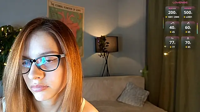 StephnieRecuparo online show from January 10, 2026, 1:24 pm