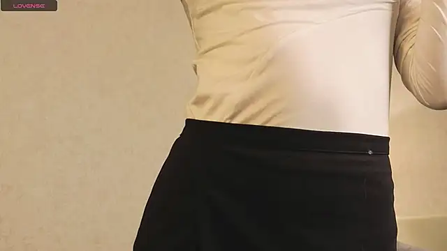 Erosyne online show from February 9, 2026, 5:17 pm