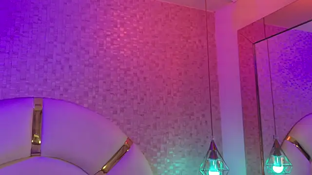 emmy rose25 online show from December 4, 2025, 11:52 am