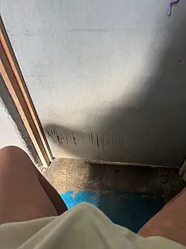 Snapshot of Frankiboy12 chatting on November 9, 2025, 4:27 pm Frankiboy12 online show from November 9, 2025, 4:27 pm