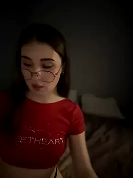 Snapshot of AuroraAmethyst chatting on October 15, 2025, 12:27 pm AuroraAmethyst online show from October 15, 2025, 12:27 pm