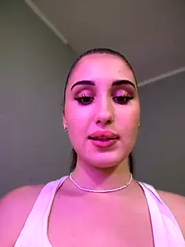 Snapshot of AuroraAmethyst chatting on October 16, 2025, 4:52 pm AuroraAmethyst online show from October 16, 2025, 4:52 pm