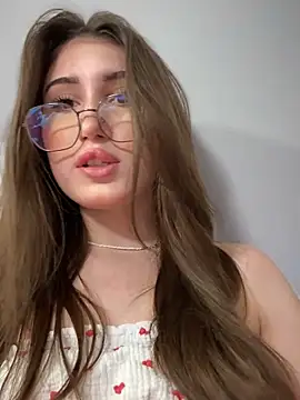 Snapshot of AuroraAmethyst chatting on November 1, 2025, 1:02 pm AuroraAmethyst online show from November 1, 2025, 1:02 pm