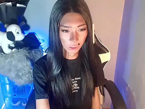 Snapshot of Yourasianbabyemma chatting on November 5, 2025, 10:54 pm Yourasianbabyemma online show from November 5, 2025, 10:54 pm