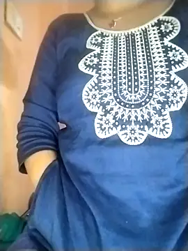 strip queennn online show from March 31, 2026, 5:46 pm