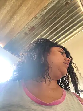 Snapshot of Techi0525 chatting on November 11, 2025, 3:56 pm Techi0525 online show from November 11, 2025, 3:56 pm