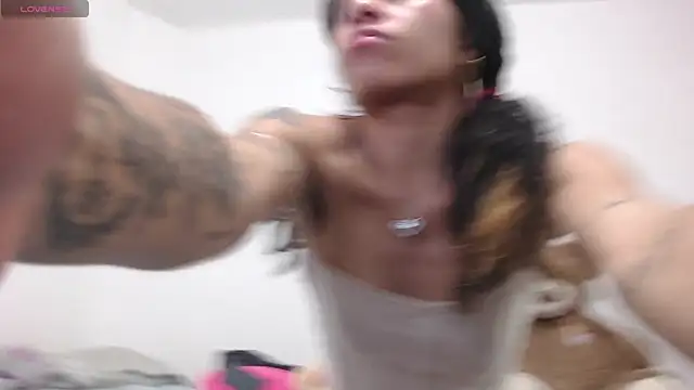 toxic sweet 1 online show from November 18, 2025, 3:45 am