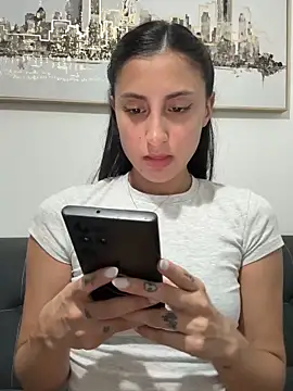 itsmiasofia online show from March 14, 2026, 2:50 am